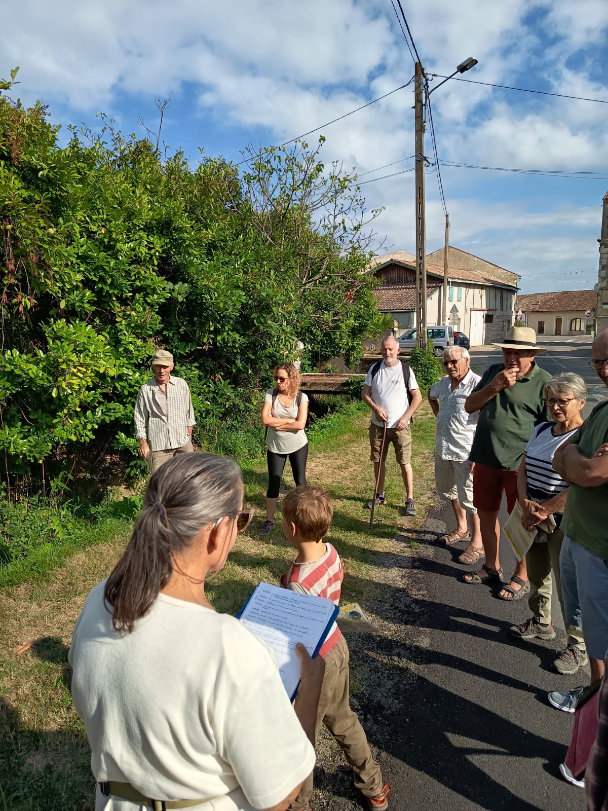 Balade et visite du rucher