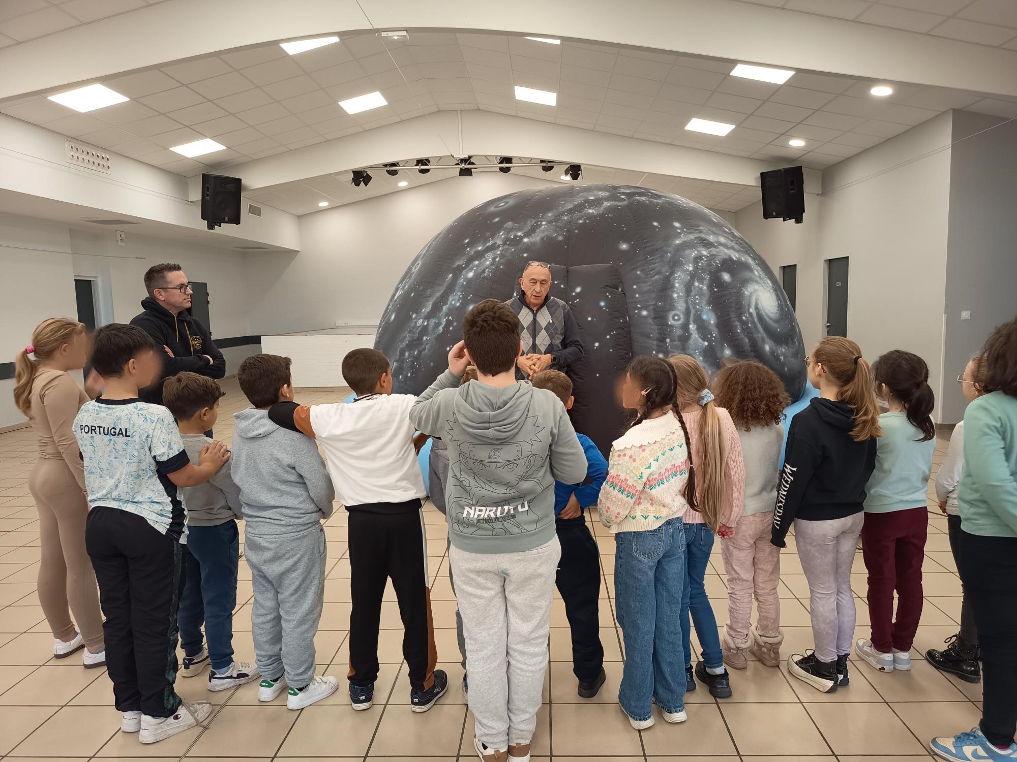 Découverte du planétarium gonflable